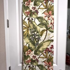 Tommy Bahama Paradise Point Tablecloth Printed Cotton/Poly Blend 84x60